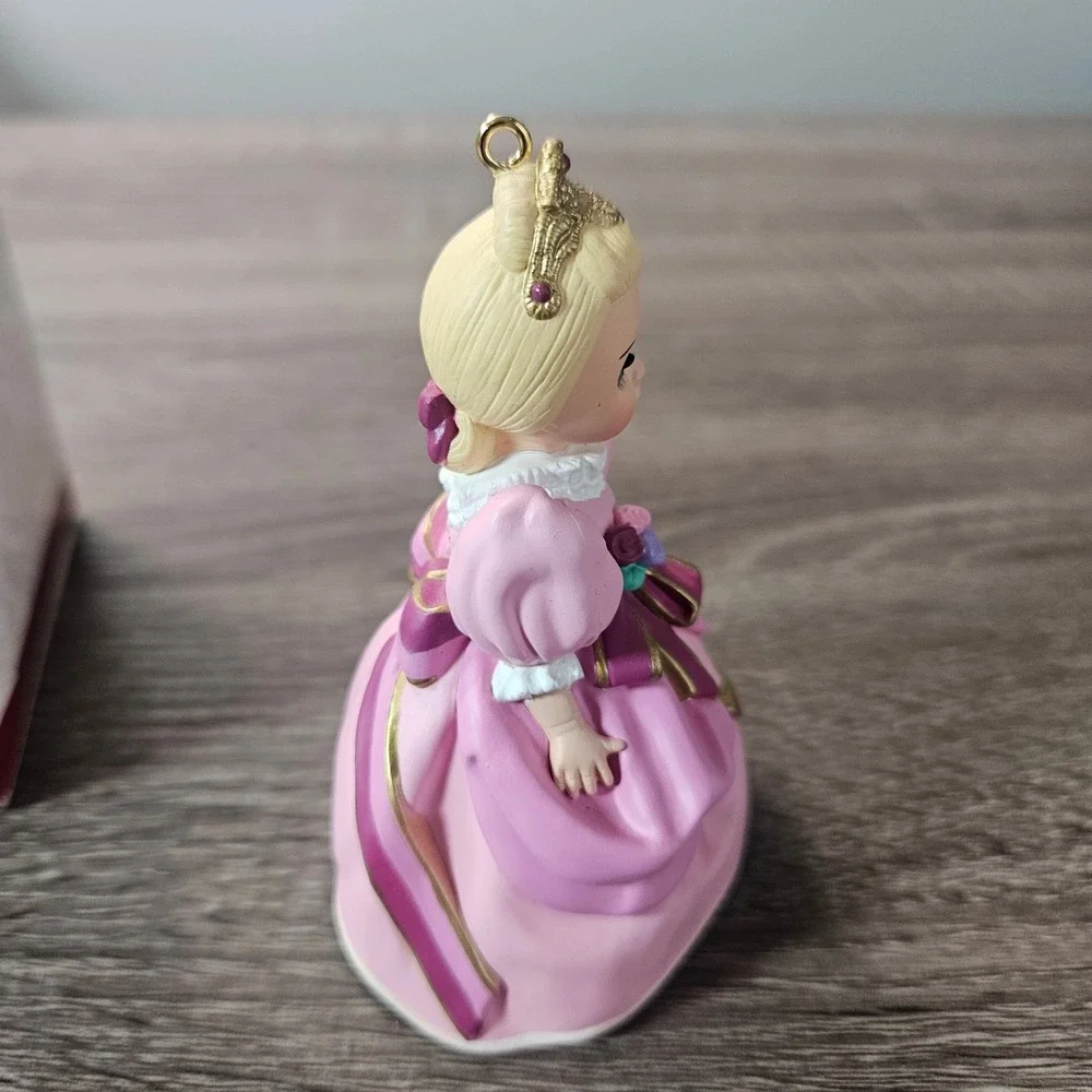 Hallmark Keepsake Ornament 1995 Madame Alexander Cinderella Pink Dress Boxed